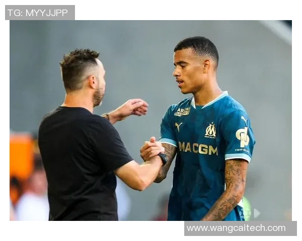 德泽尔比盛赞格林伍德金球奖潜力巨大:一颗冉冉升起的新星,他真的能圆梦金球吗? 德泽尔比盛赞格林伍德金球奖潜力巨大:一颗冉冉升起的新星,他真的能圆梦金球吗?